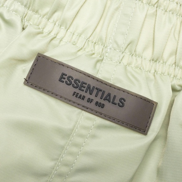 Essentials Fear of God Nylon Running Shorts Sea Foam 1405202 963 Men’s sz Large - Picture 3 of 3